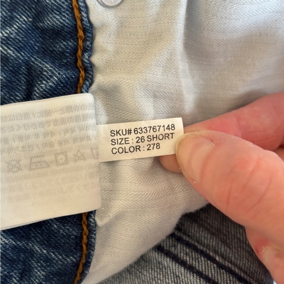 Abercrombie & Fitch Woman Size 26 Short Zoe Natural Rise Ankle Straight Jean - Picture 10 of 10